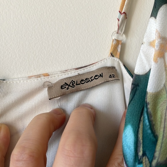 Spring dress - Picture 4 of 4